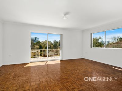 2 / 43 Rowland Avenue, Wollongong