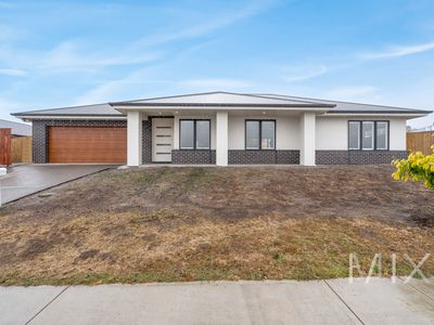 105 Hollyhock Drive, Kingston