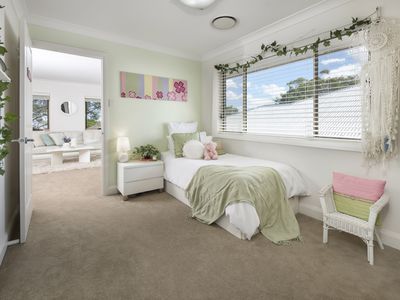 14 Rocklea Crescent, Sylvania