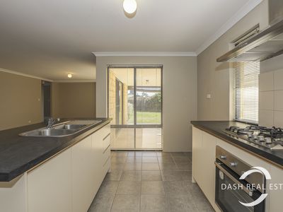 28 Watkins Loop, Tapping