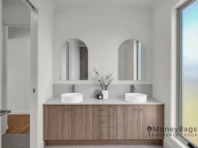 124 Jackson Crescent, Gleneagle