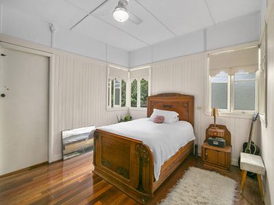 33 O'Sullivan Street, Woodend