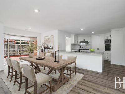 22 Lakeside Drive, Hidden Valley