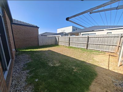 12 Mendocino Crescent, Tarneit