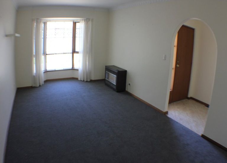 2 / 14 Strathmore Terrace, Brighton