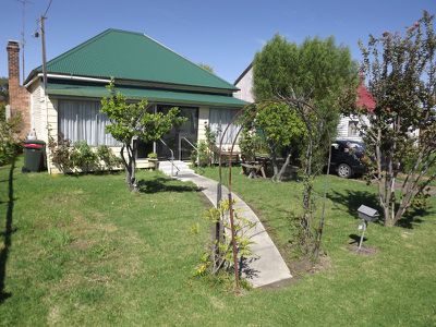 27 Irby Street, Emmaville