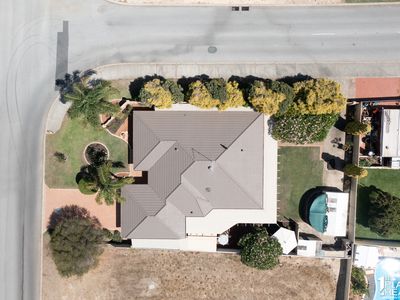 25 Templetonia Promenade, Halls Head