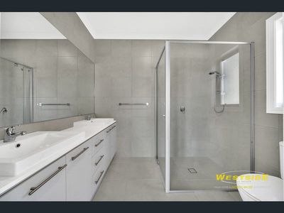 9 Hanoverian Street, Aintree