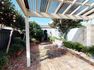 115 DAWSON STREET, Cooks Hill