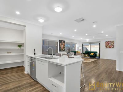 16 Lakefield Way, Wyndham Vale