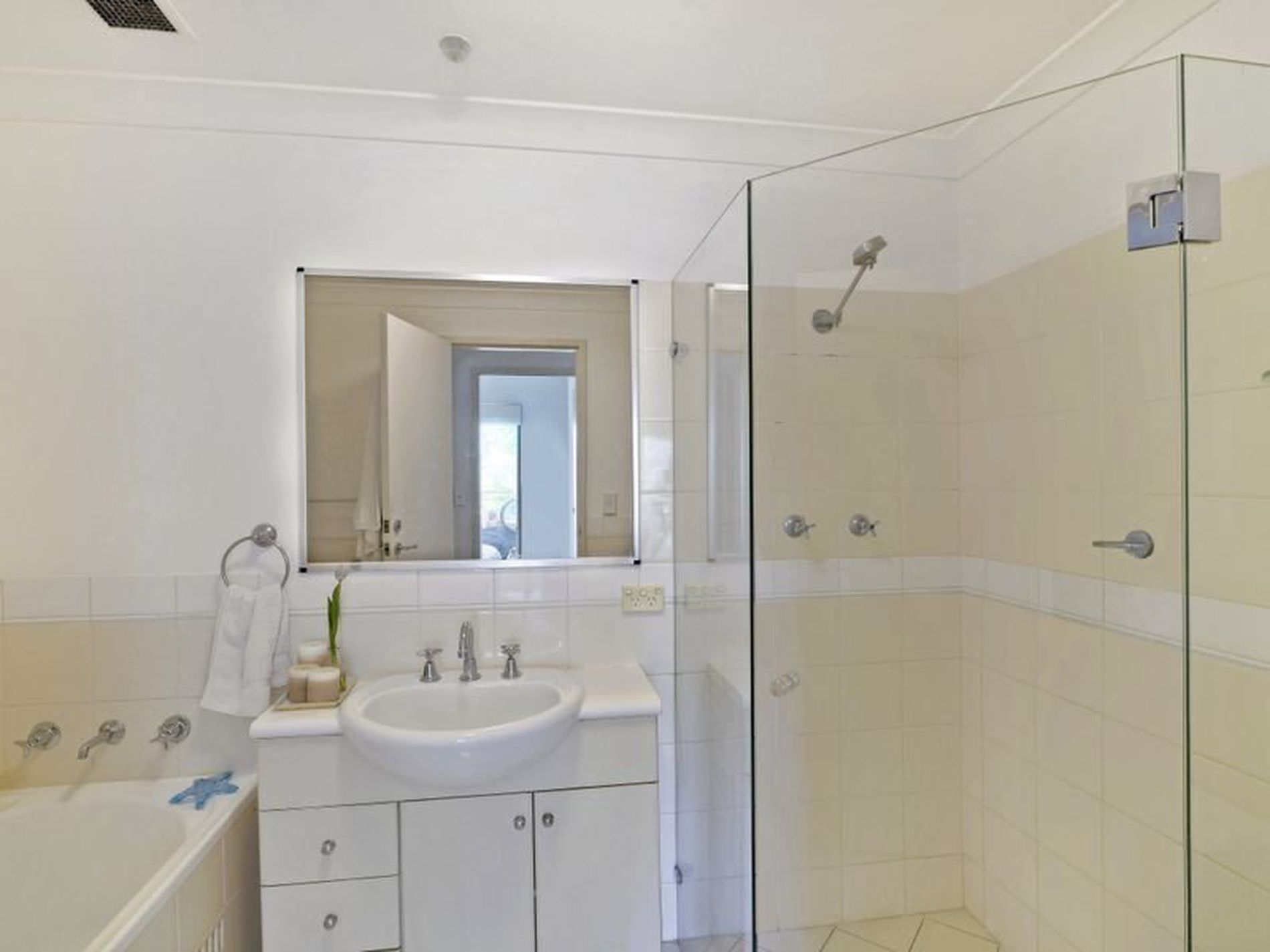 5 / 127 Banksia Street, Botany