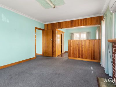 63 Cimitiere Street, George Town