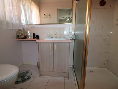 28 Monash Dr, Seymour