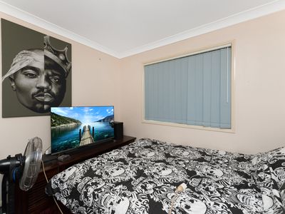 18 Paddies Crescent, Crestmead