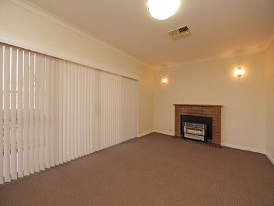 112 Piccadilly Street, Piccadilly