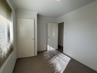 28 Watkins Loop, Tapping