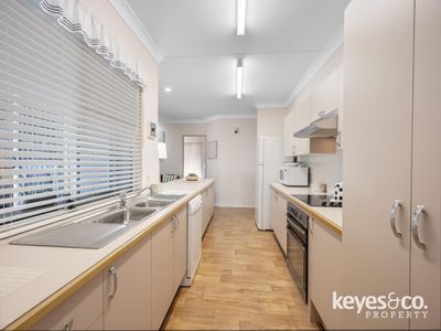 74 Lindeman Avenue, Heatley