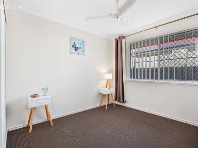 12 Crystal Court, Urangan
