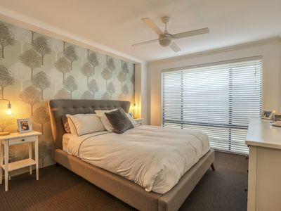 6 Columbia Crescent, Alkimos
