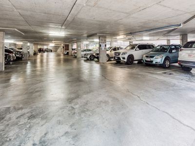 9/621 Coronation Drive, Toowong
