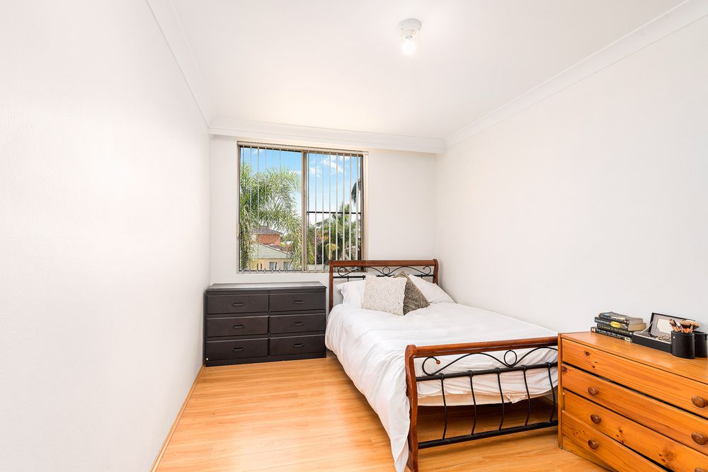 17 / 12 Frank Oliveri Drive, Chipping Norton
