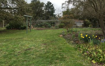 11 Leadbetter Rd, Beaconsfield Upper