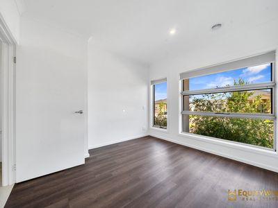 49 Woolspinner Crescent, Wyndham Vale