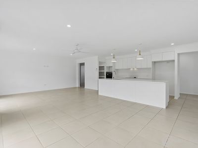 19 Burlington Street, Lammermoor