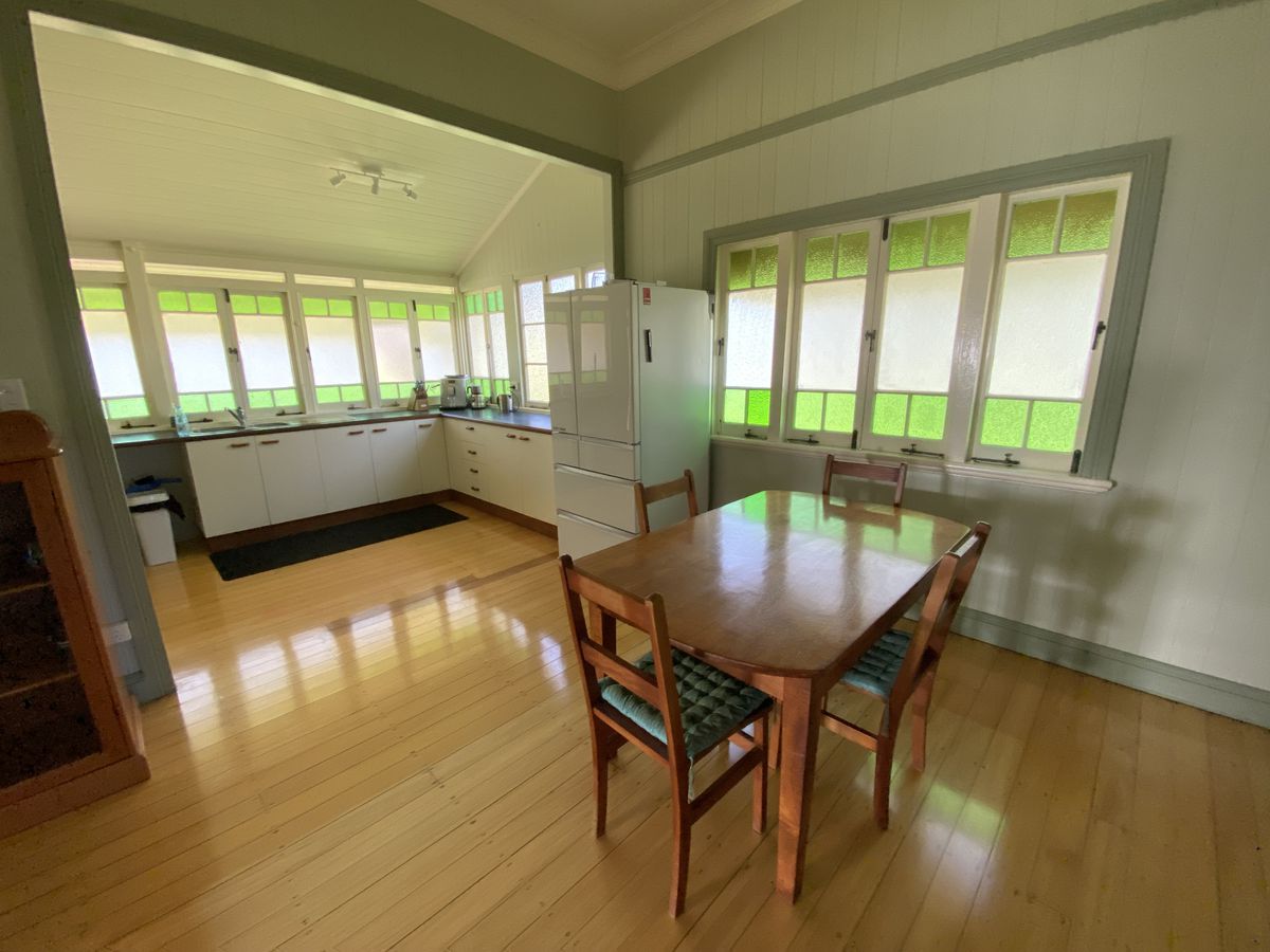 138 Pinnacle Pocket Road, East Barron