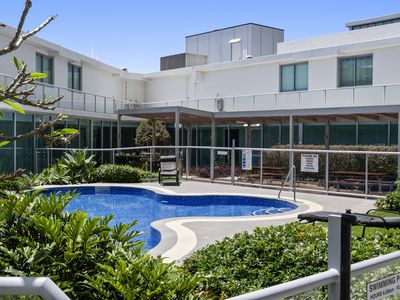 2405 / 1 Como Crescent, Southport