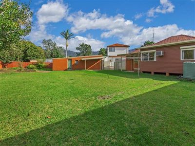 22 Ellengowan Crescent, Fairy Meadow