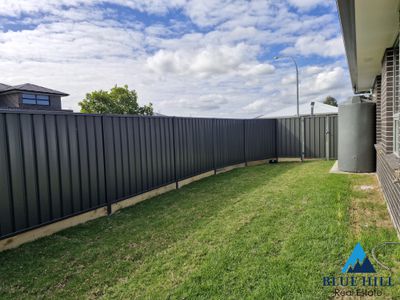 1 / 27 Crestwood Road, Thornton
