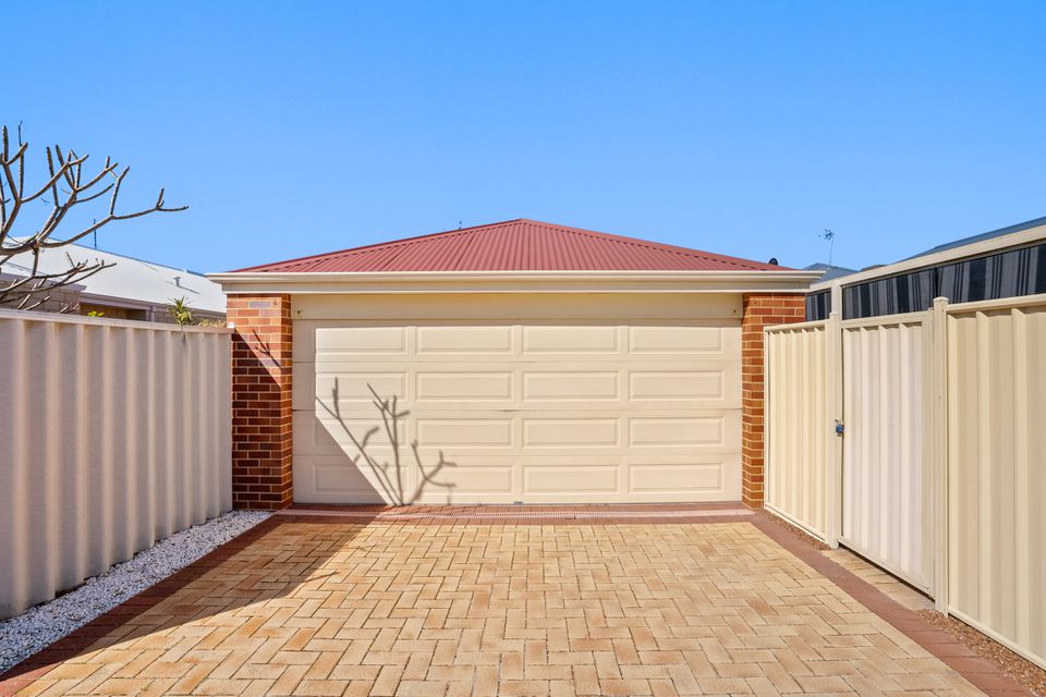 26 Amity Circuit, Shoalwater