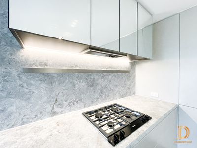 unit 201 / 20 Queens Road, Melbourne