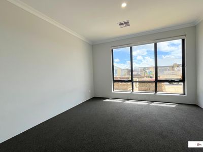 5 Bonsall Way, Ravenswood