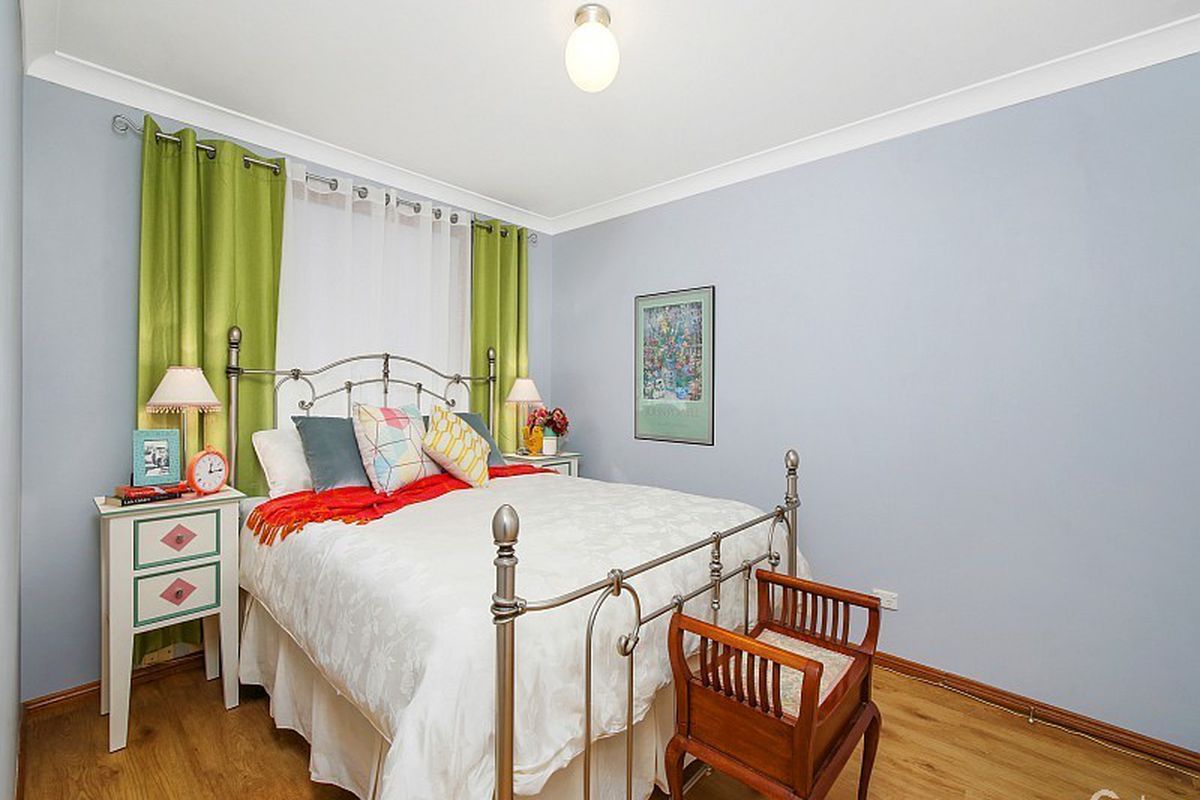 1 / 1 White Cedar Close, Green Point