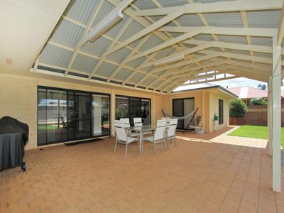 19 Gatacre Drive, Somerville