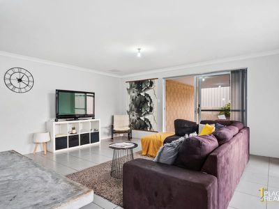 6 Kendale Way, Meadow Springs