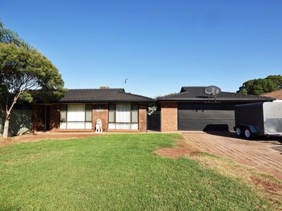 8 Page Avenue, Dubbo