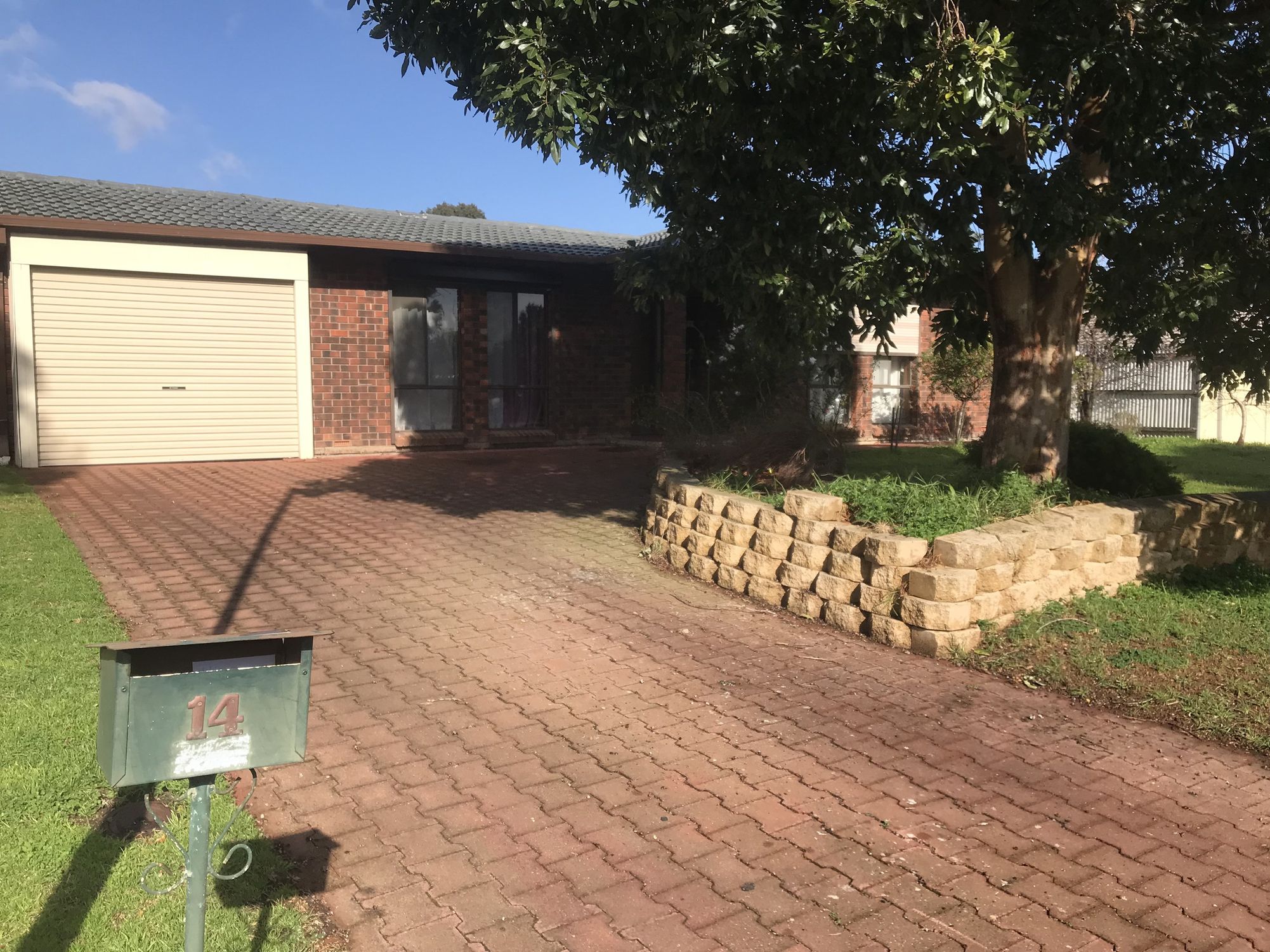 14 ROCLIN AVENUE, Newton