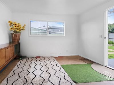 22 Goolara Avenue, Dalmeny