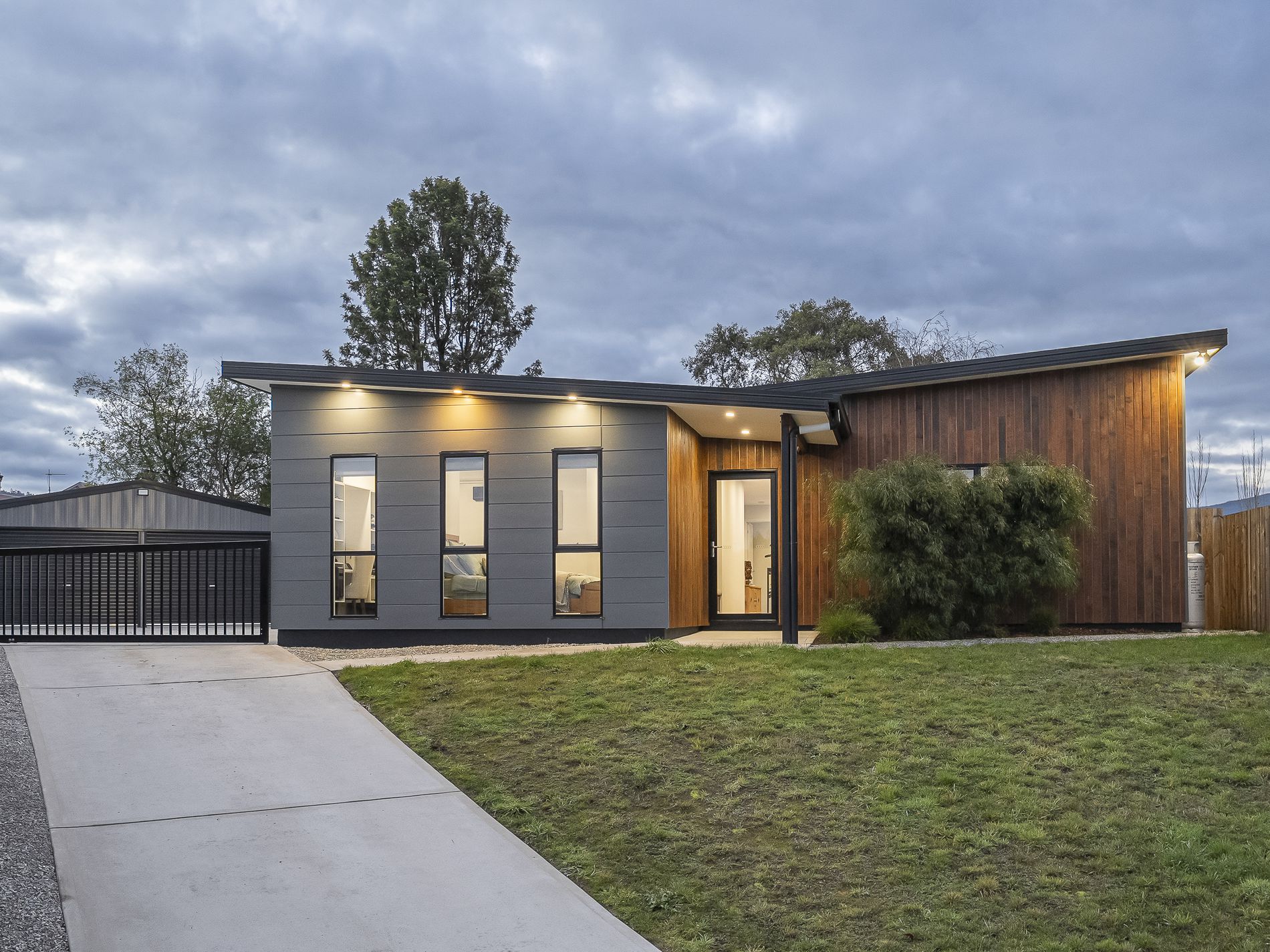 15 Debra Place, Huonville