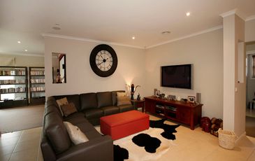 9 Lancaster Way, Beaconsfield