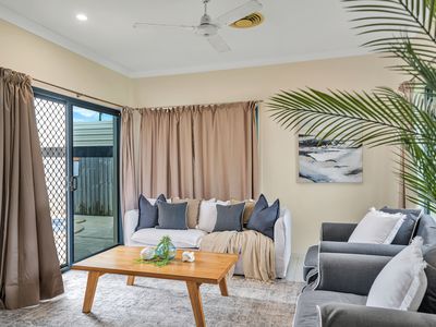 8 Bluewater Court, Bucasia