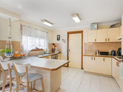 2 / 27 Appaloosa Circuit, Blairmount