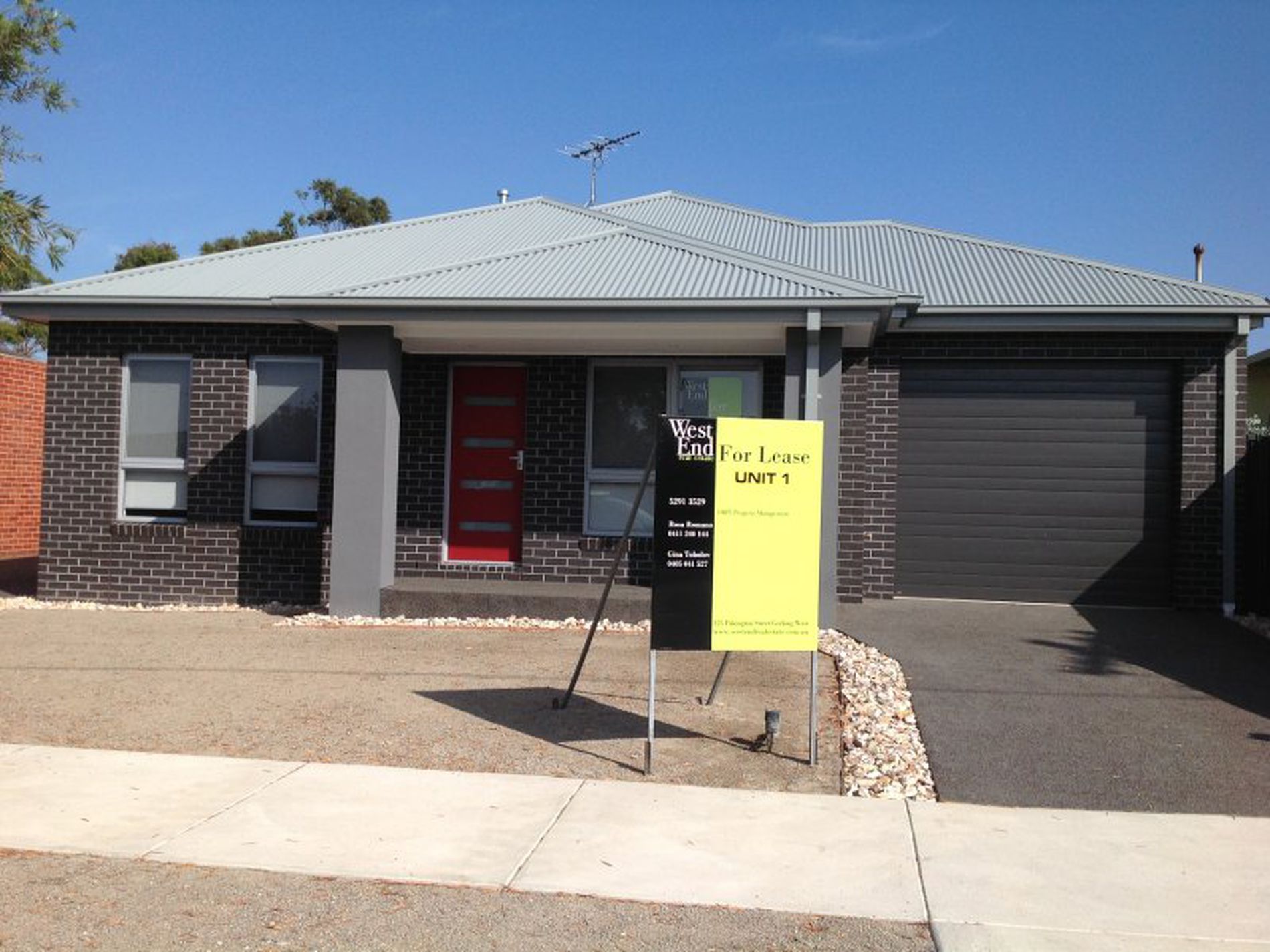 1 / 96 Calvert Street, Hamlyn Heights