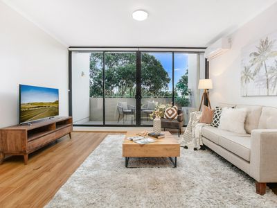 72 / 2 Levy Walk, Zetland