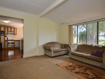 41 Rosenberg Crescent, Kalgoorlie