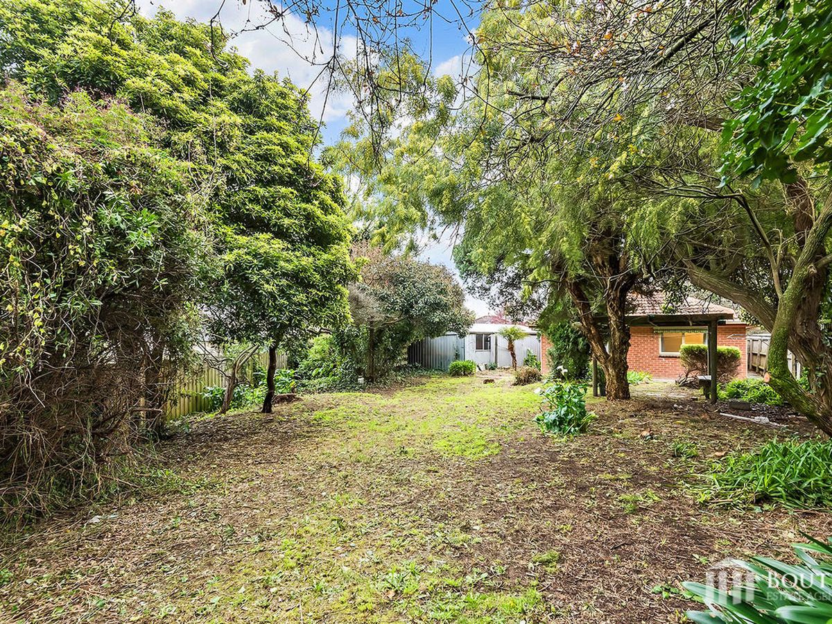 7 Eton Court, Dandenong