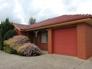 6 / 16 Keatinge Court, Lavington